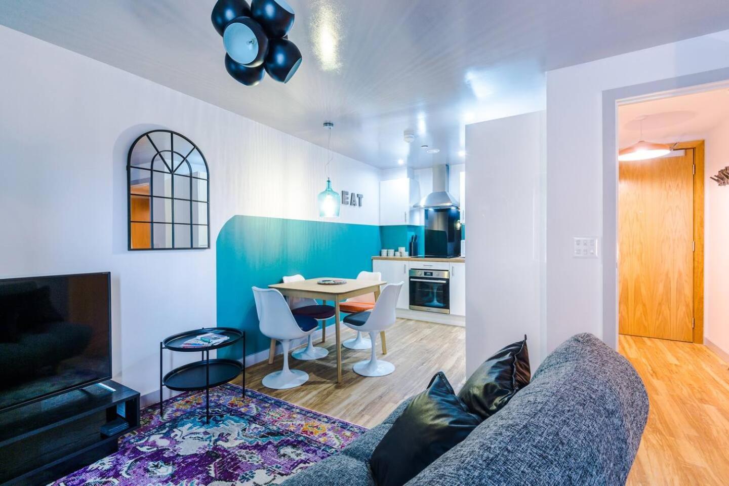 High Reviewed 1-Bed With Parking Central Location Liverpool Exterior photo